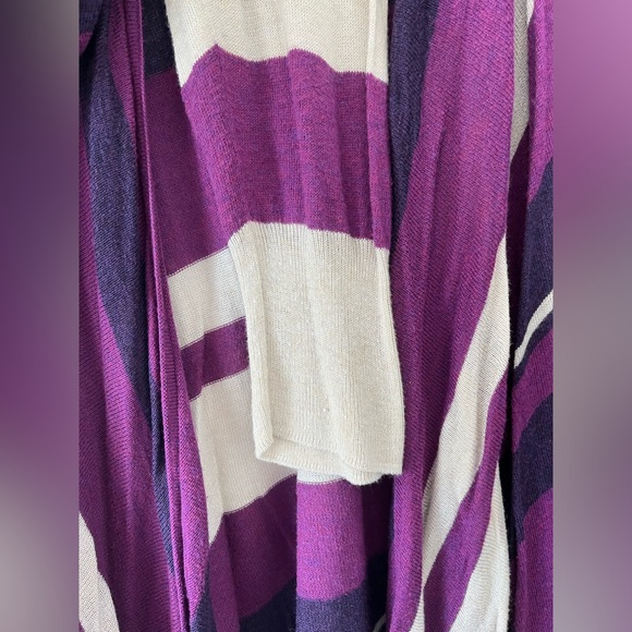 Striped Waterfall Cardigan By Lane Bryant purple and off white - Picture 4 of 5